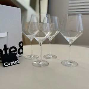 Crate & Barrel Tour Red Wine Glass Set of 4